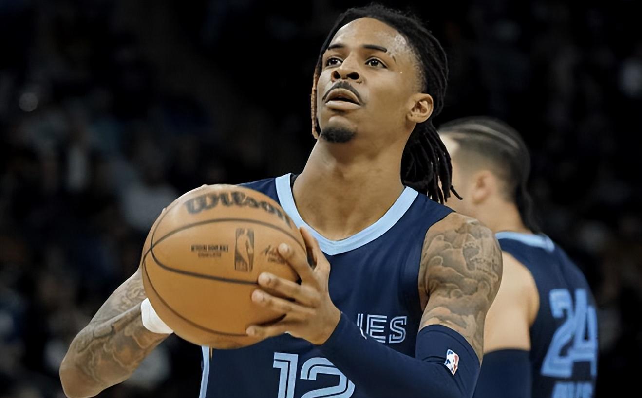 窗口期欧联传出新动向；孟菲斯灰熊临场应变；管理层表态——目标明确；数据趋势出现新变化的简单介绍