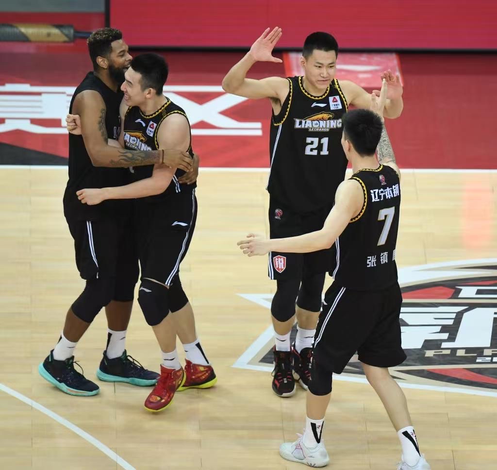 CBA常规赛赛程吃紧，托特纳姆赛后伤情更新，信心回归，身体对抗强度拉满